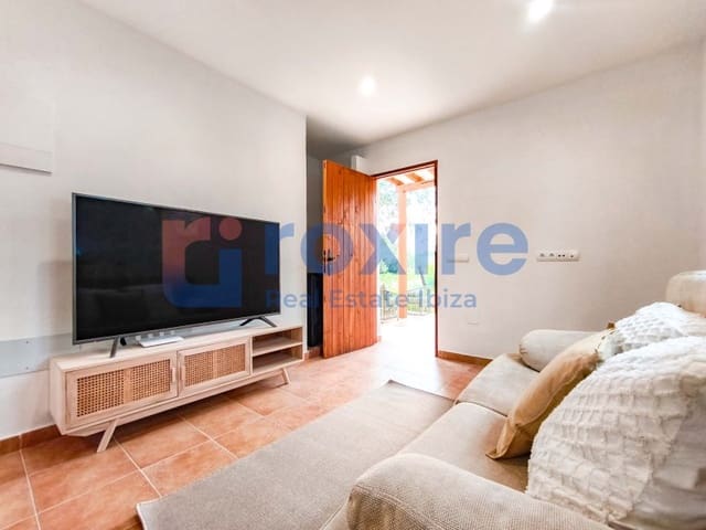 1 bedroom Finca/Country House for rent in Sant Carles de Peralta, Santa Eulalia / Santa Eularia - € 2,500 (Ref: 9774366)