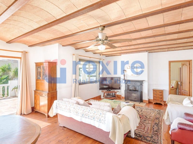 Finca/Casa Rural de 4 habitaciones en Cala d'en Bou en venta con garaje - 1.559.000 € (Ref: 9774397)