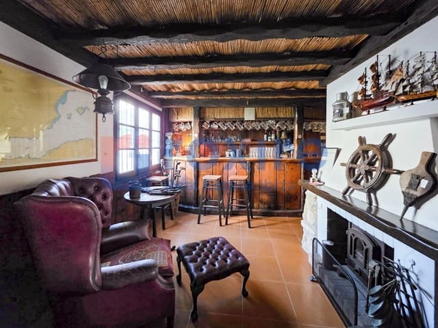 4 makuuhuone Maalaistalo myytävänä paikassa Cala d'en Bou, San Jose / Sant Josep de Sa Talaia mukana 
autotalli - 1 559 000 € (Ref: 9774397)