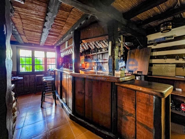 4 makuuhuone Maalaistalo myytävänä paikassa Cala d'en Bou, San Jose / Sant Josep de Sa Talaia mukana 
autotalli - 1 559 000 € (Ref: 9774397)