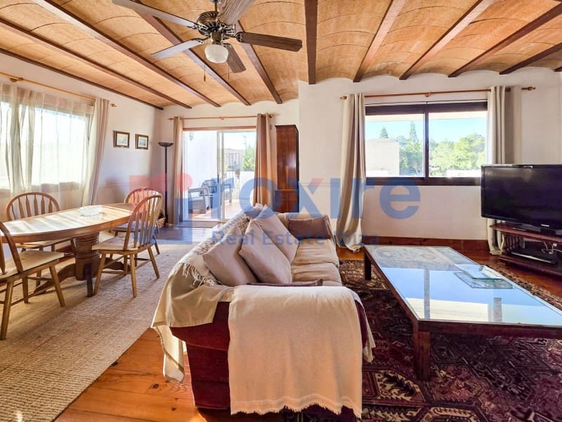 4 bedroom Commercial for sale in Cala d'en Bou with garage - € 1,559,000 (Ref: 9774398)