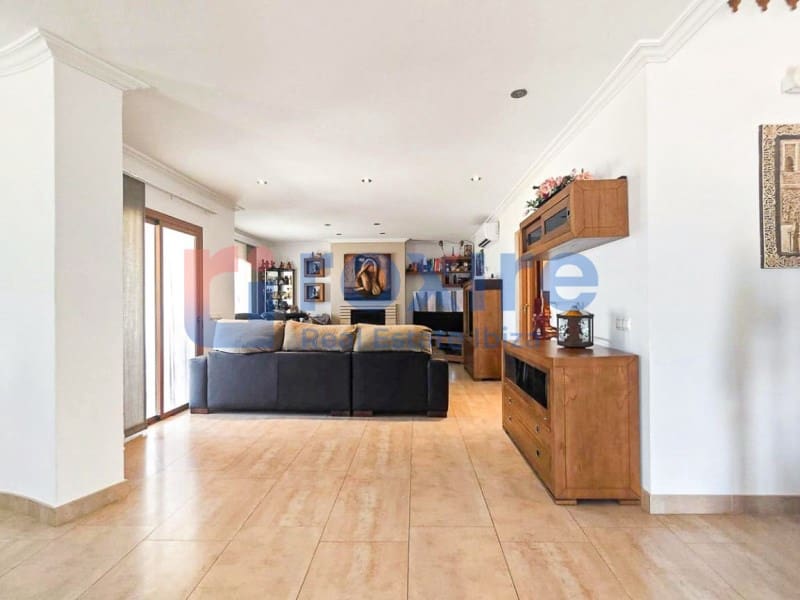 4 bedroom Villa for sale in Cala d'en Bou with pool garage - € 1,700,000 (Ref: 9774399)