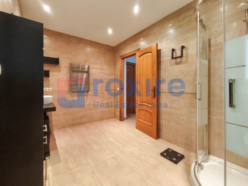 4 bedroom Villa for sale in Cala d'en Bou with pool garage - € 1,700,000 (Ref: 9774399)