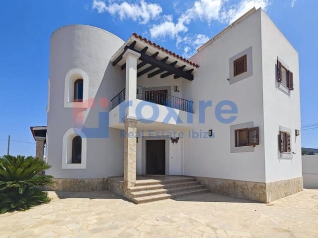 4 slaapkamer Villa te koop in Cala d'en Bou, San Jose / Sant Josep de Sa Talaia met zwembad garage - € 1.700.000 (Ref: 9774399)