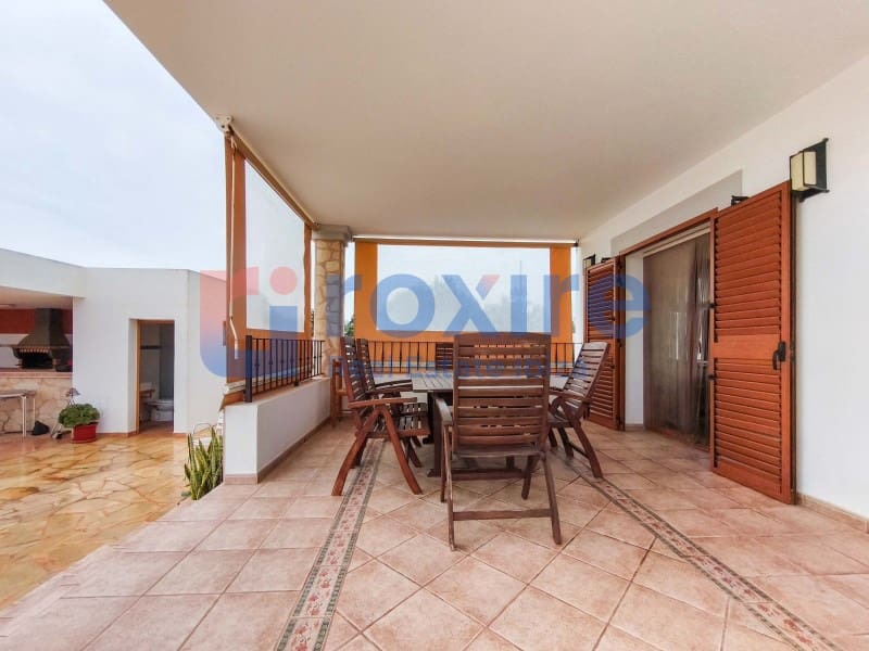 4 bedroom Villa for sale in Cala d'en Bou with pool garage - € 1,700,000 (Ref: 9774399)