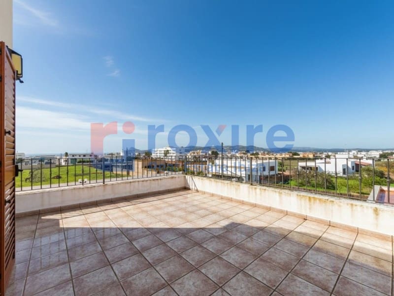 4 bedroom Villa for sale in Cala d'en Bou with pool garage - € 1,700,000 (Ref: 9774399)