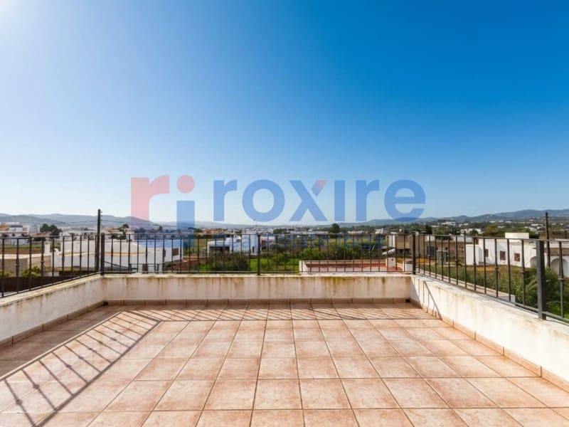 4 bedroom Villa for sale in Cala d'en Bou with pool garage - € 1,700,000 (Ref: 9774399)