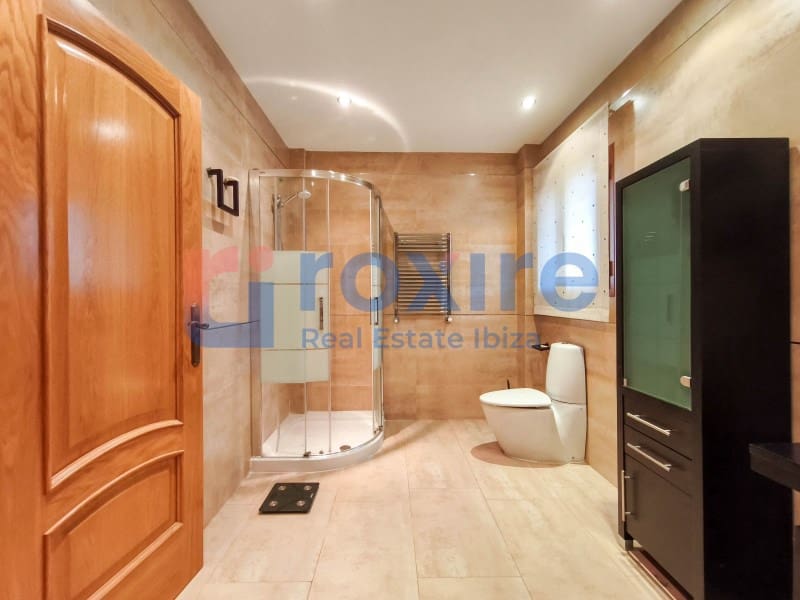 4 bedroom Villa for sale in Cala d'en Bou with pool garage - € 1,700,000 (Ref: 9774399)