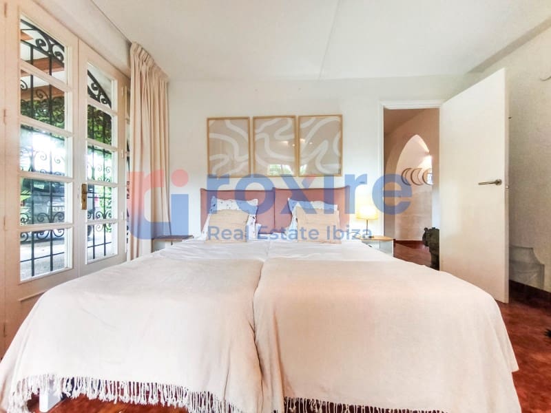 8 sovrum Villa till salu i Ibiza stad med pool - 2 290 000 € (Ref: 9774400)