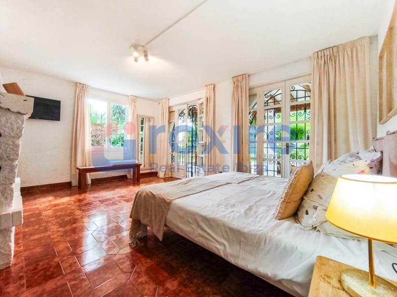 8 sovrum Villa till salu i Ibiza stad med pool - 2 290 000 € (Ref: 9774400)