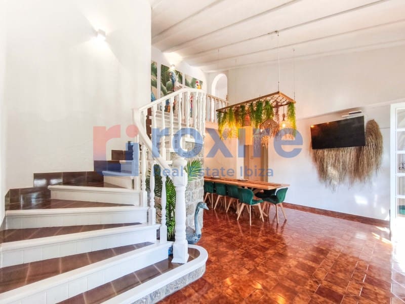 8 sovrum Villa till salu i Ibiza stad med pool - 2 290 000 € (Ref: 9774400)