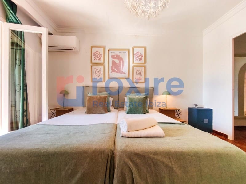 8 sovrum Villa till salu i Ibiza stad med pool - 2 290 000 € (Ref: 9774400)