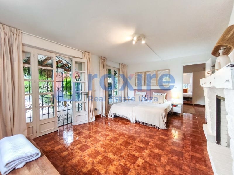 8 sovrum Villa till salu i Ibiza stad med pool - 2 290 000 € (Ref: 9774400)