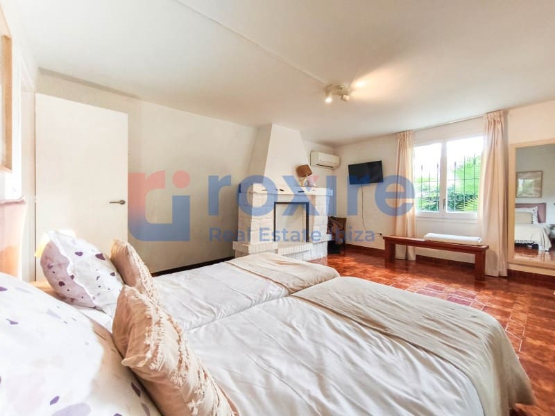 8 sovrum Villa till salu i Ibiza stad med pool - 2 290 000 € (Ref: 9774400)