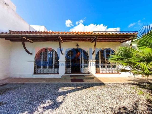 8 sovrum Villa till salu i Ibiza stad med pool - 2 290 000 € (Ref: 9774400)