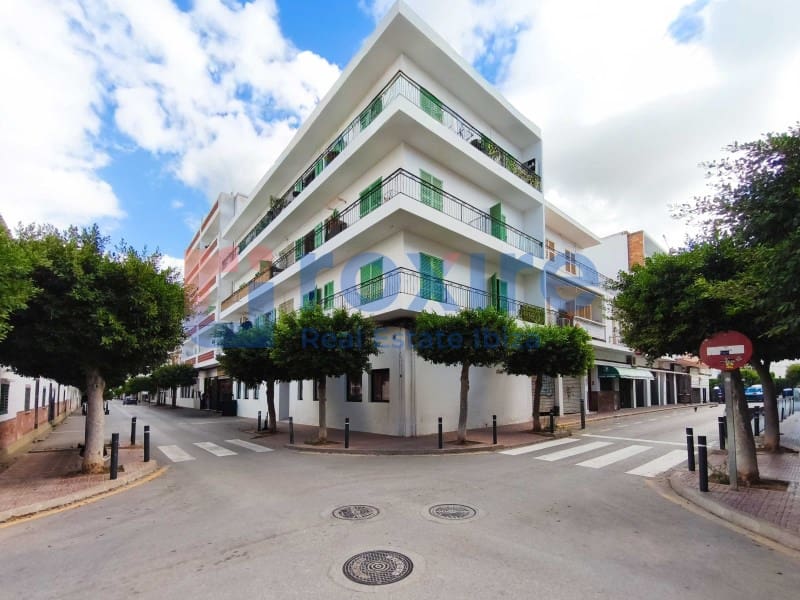 Appartement à vendre à Sant Antoni de Portmany - 2 500 000 € (Ref: 9774401)
