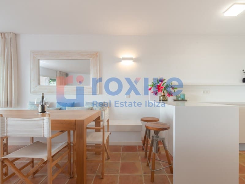 3 soveværelse Villa til salg i Santa Eulalia / Santa Eularia med swimmingpool - € 1.850.000 (Ref: 9778017)