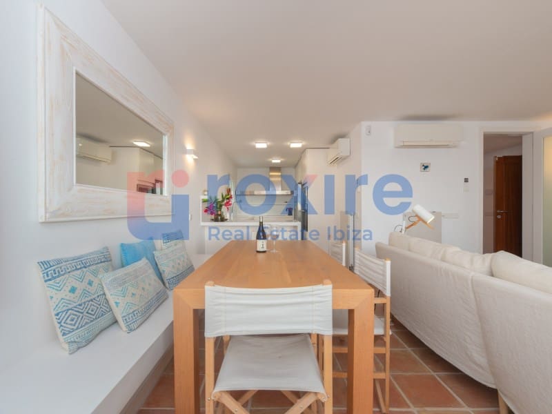 3 soveværelse Villa til salg i Santa Eulalia / Santa Eularia med swimmingpool - € 1.850.000 (Ref: 9778017)