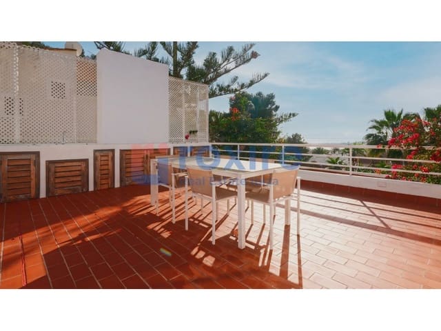 3 soveværelse Villa til salg i Santa Eulalia / Santa Eularia med swimmingpool - € 1.850.000 (Ref: 9778017)