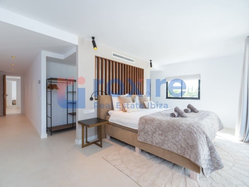 5 soveværelse Villa til salg i Santa Eulalia / Santa Eularia med swimmingpool garage - € 3.250.000 (Ref: 9778018)