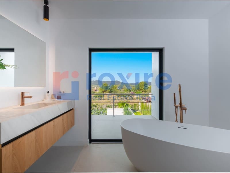 5 soveværelse Villa til salg i Santa Eulalia / Santa Eularia med swimmingpool garage - € 3.250.000 (Ref: 9778018)