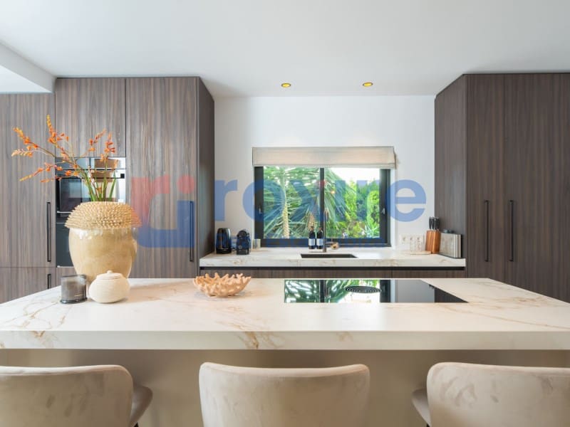 5 soveværelse Villa til salg i Santa Eulalia / Santa Eularia med swimmingpool garage - € 3.250.000 (Ref: 9778018)