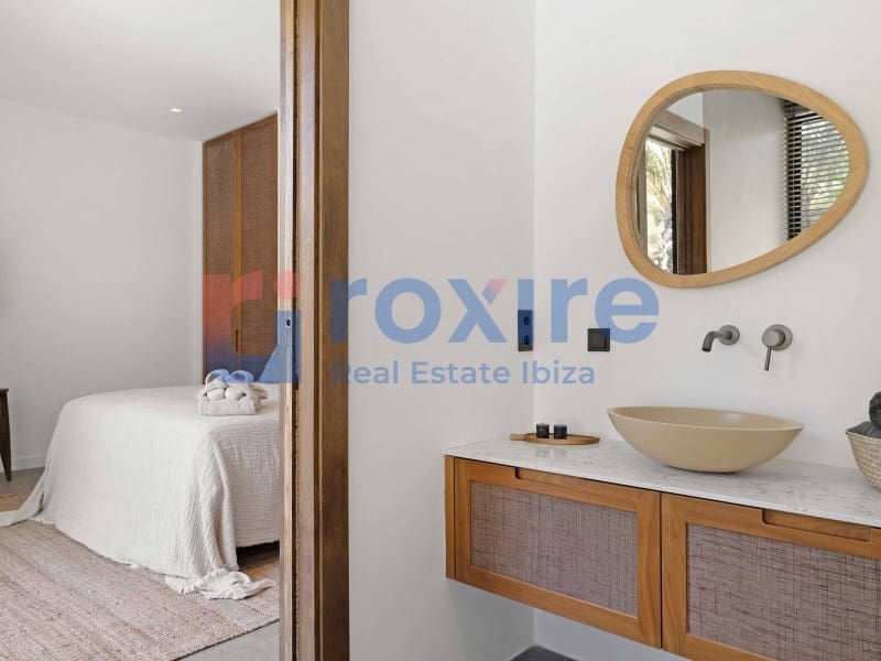 5 soverom Villa til salgs i Can Furnet med svømmebasseng - € 4 450 000 (Ref: 9778019)