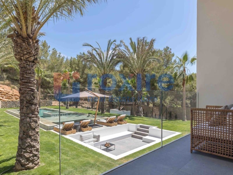 5 soverom Villa til salgs i Can Furnet med svømmebasseng - € 4 450 000 (Ref: 9778019)