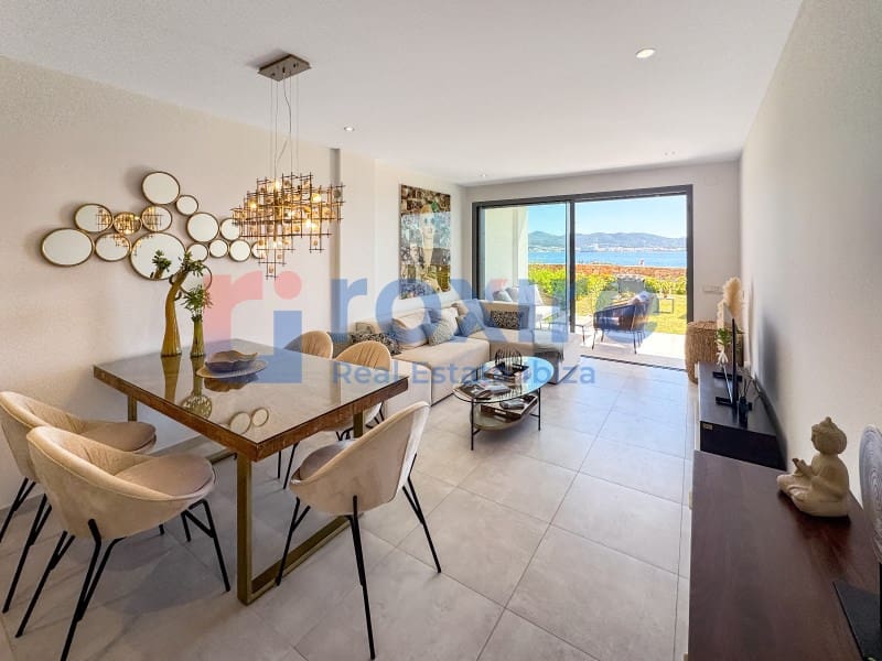 2 soveværelse Lejlighed til salg i Sant Antoni de Portmany med garage - € 1.060.000 (Ref: 9778022)