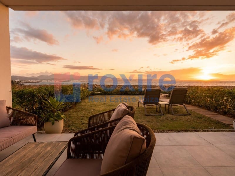 2 soveværelse Lejlighed til salg i Sant Antoni de Portmany med garage - € 1.060.000 (Ref: 9778022)