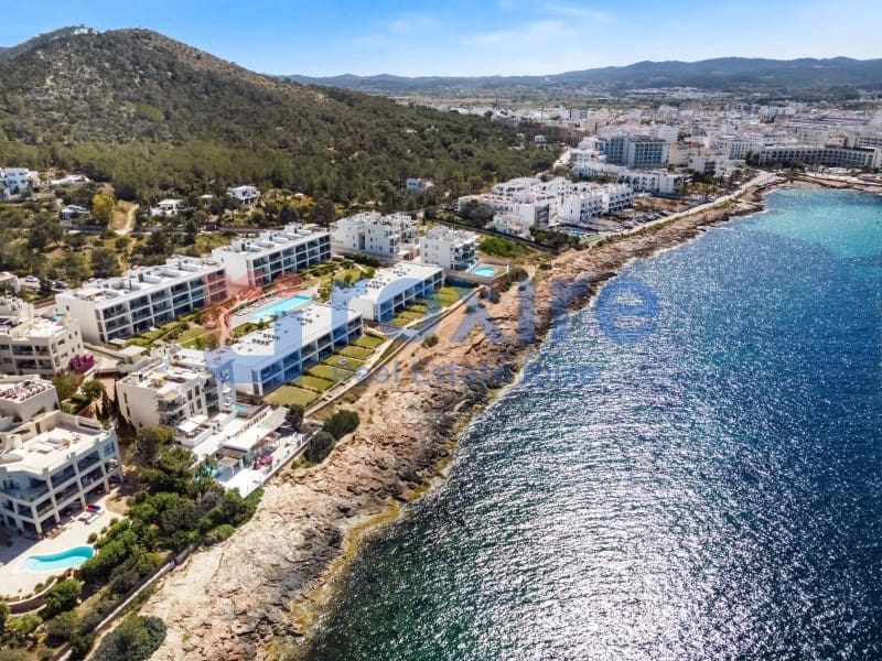 2 soveværelse Lejlighed til salg i Sant Antoni de Portmany med garage - € 1.060.000 (Ref: 9778022)