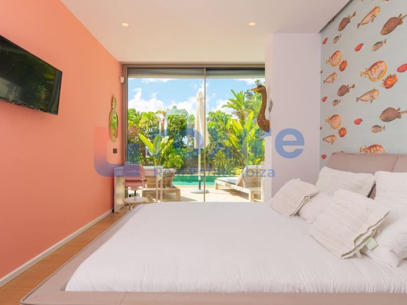 7 bedroom Villa for sale in Santa Eulalia / Santa Eularia with pool garage - € 6,750,000 (Ref: 9778023)