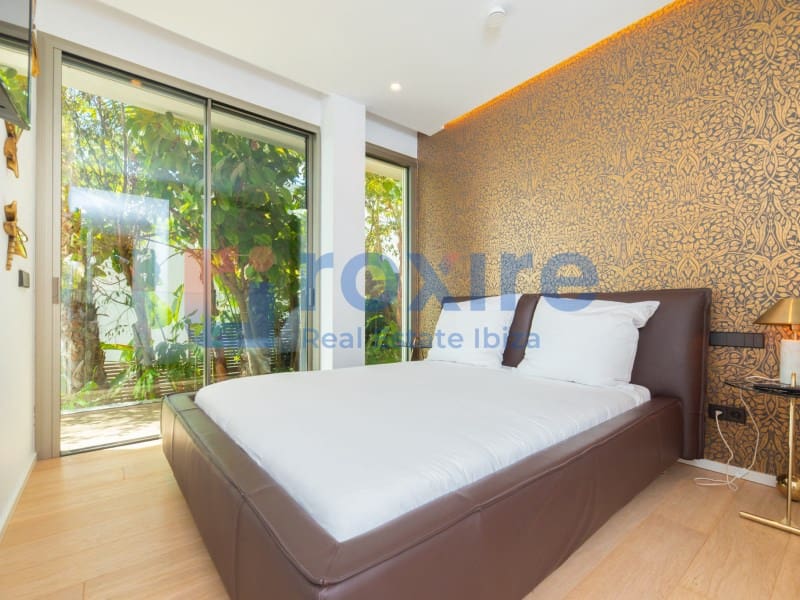 7 bedroom Villa for sale in Santa Eulalia / Santa Eularia with pool garage - € 6,750,000 (Ref: 9778023)