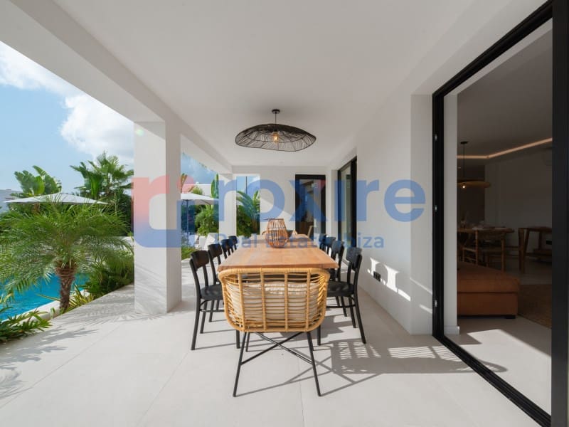 4 soveværelse Villa til salg i San Jose / Sant Josep de Sa Talaia med swimmingpool garage - € 2.990.000 (Ref: 9778024)