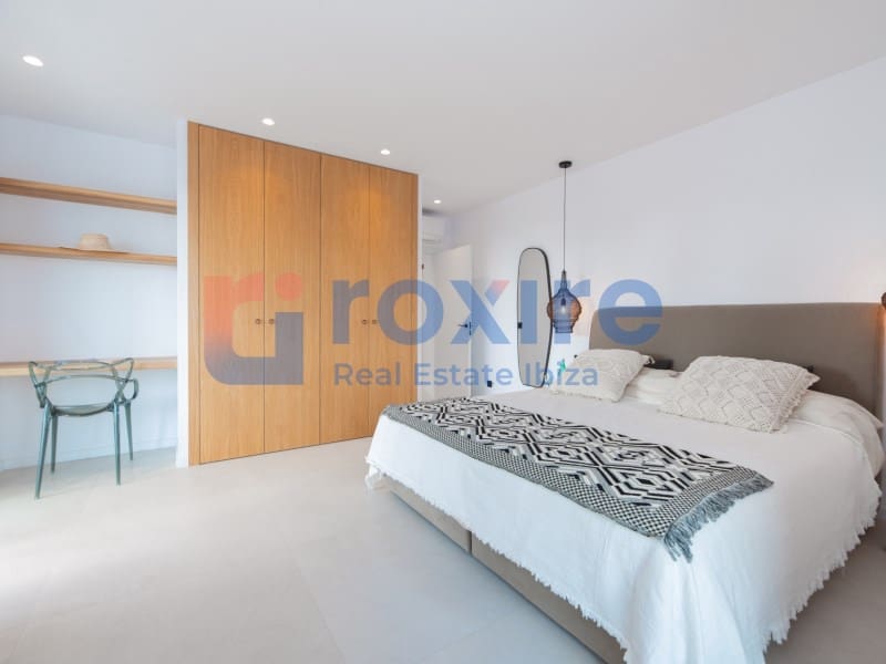 4 soveværelse Villa til salg i San Jose / Sant Josep de Sa Talaia med swimmingpool garage - € 2.990.000 (Ref: 9778024)