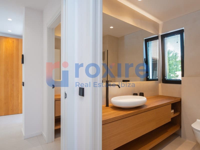 4 soveværelse Villa til salg i San Jose / Sant Josep de Sa Talaia med swimmingpool garage - € 2.990.000 (Ref: 9778024)