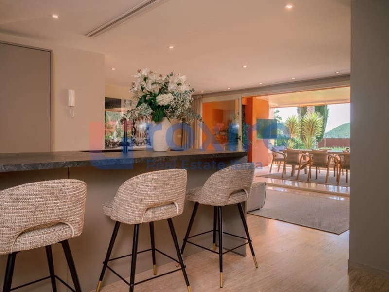 4 soveværelse Lejlighed til salg i Roca Llisa med garage - € 1.790.000 (Ref: 9778025)