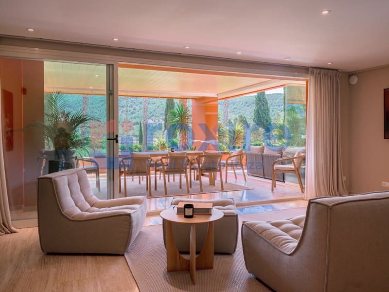 4 soveværelse Lejlighed til salg i Roca Llisa med garage - € 1.790.000 (Ref: 9778025)