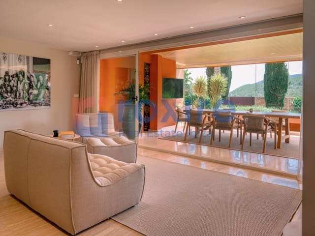 4 soveværelse Lejlighed til salg i Roca Llisa, Santa Eulalia / Santa Eularia med garage - € 1.790.000 (Ref: 9778025)