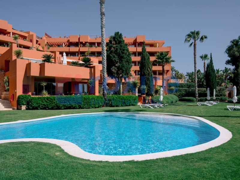 4 soveværelse Lejlighed til salg i Roca Llisa med garage - € 1.790.000 (Ref: 9778025)