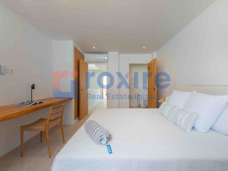 5 bedroom Villa for sale in Santa Eulalia / Santa Eularia with pool garage - € 5,590,000 (Ref: 9778026)