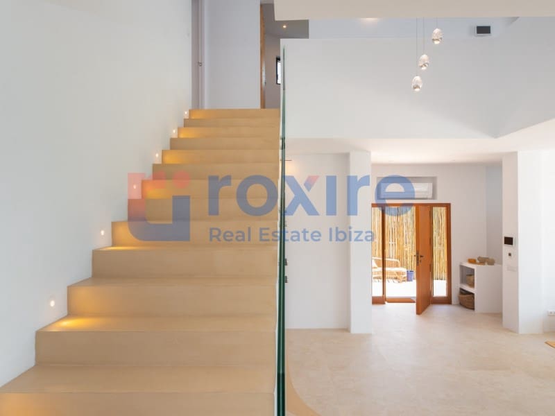 5 bedroom Villa for sale in Santa Eulalia / Santa Eularia with pool garage - € 5,590,000 (Ref: 9778026)