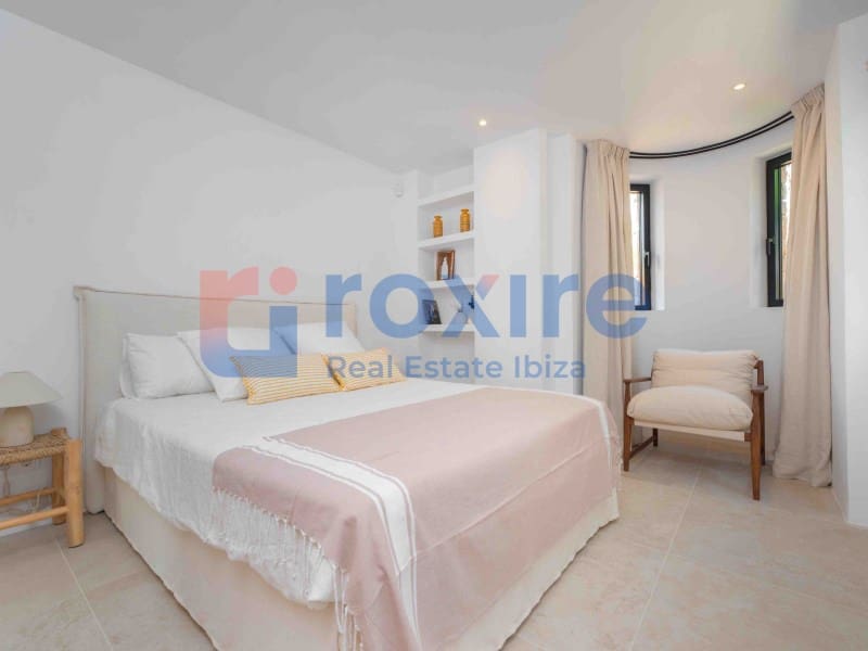 5 bedroom Villa for sale in Santa Eulalia / Santa Eularia with pool garage - € 5,590,000 (Ref: 9778026)