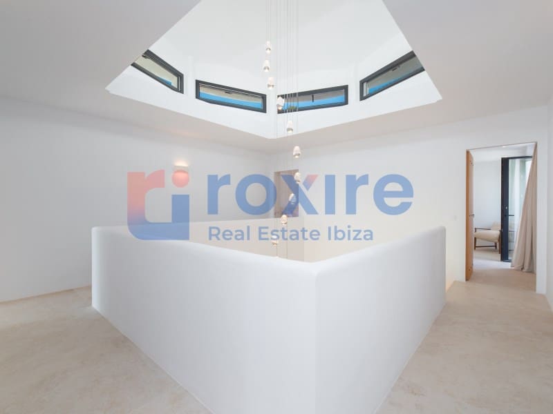 5 bedroom Villa for sale in Santa Eulalia / Santa Eularia with pool garage - € 5,590,000 (Ref: 9778026)