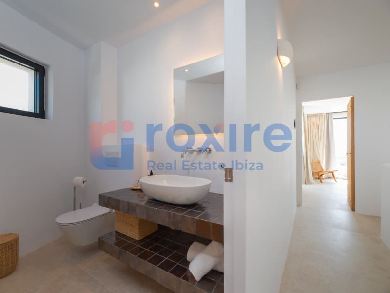 5 bedroom Villa for sale in Santa Eulalia / Santa Eularia with pool garage - € 5,590,000 (Ref: 9778026)