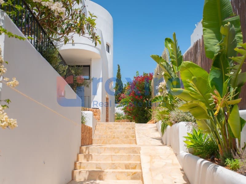 5 bedroom Villa for sale in Santa Eulalia / Santa Eularia with pool garage - € 5,590,000 (Ref: 9778026)