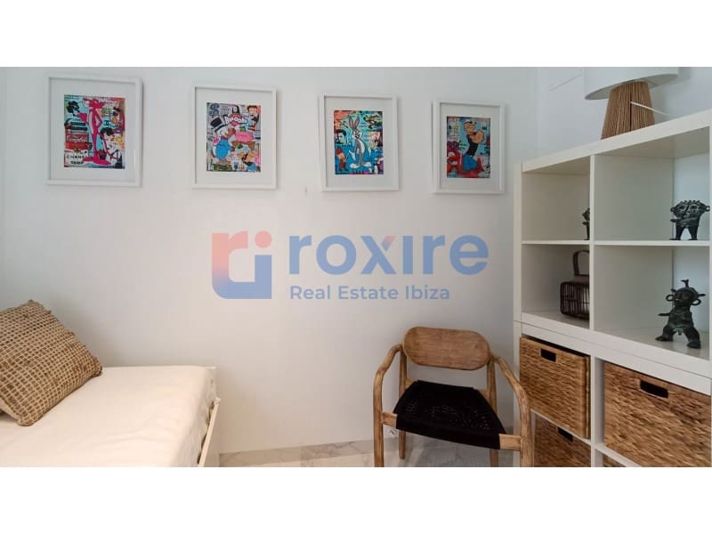 3 slaapkamer Flat te huur in Sant Agusti des Vedra met zwembad garage - € 4.000 (Ref: 9778028)