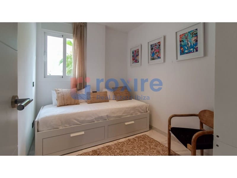 3 slaapkamer Flat te huur in Sant Agusti des Vedra met zwembad garage - € 4.000 (Ref: 9778028)