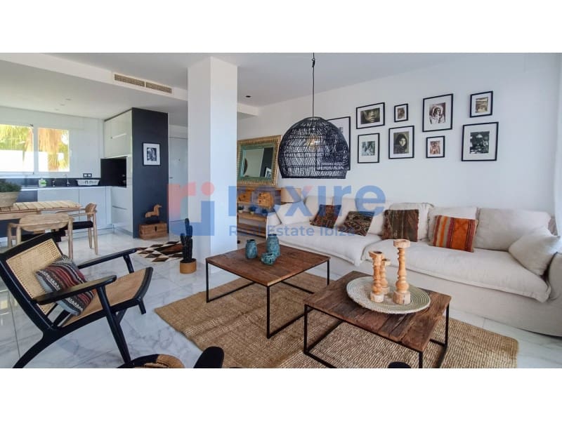 3 slaapkamer Flat te huur in Sant Agusti des Vedra met zwembad garage - € 4.000 (Ref: 9778028)