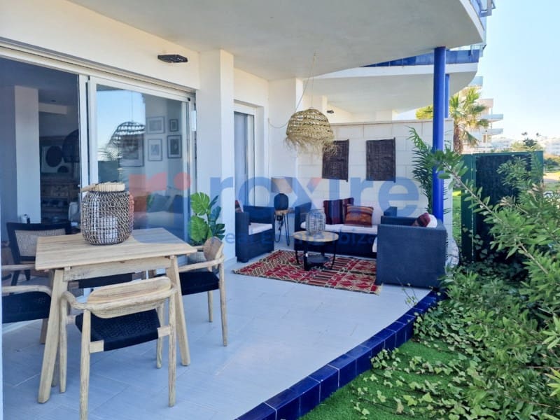 3 slaapkamer Flat te huur in Sant Agusti des Vedra met zwembad garage - € 4.000 (Ref: 9778028)